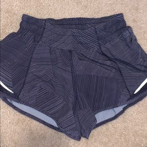 size 2 lululemon shorts